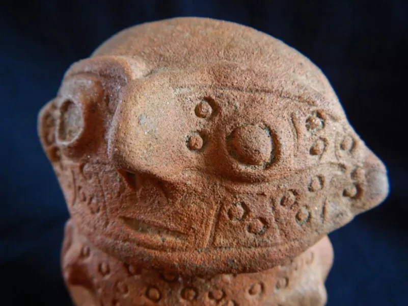 Hallan-decenas-de-piezas-arqueologicas-en-el-principal-aeropuerto-de-Peru-jpg