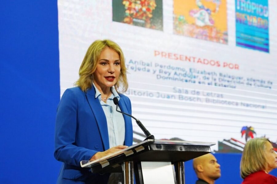 Milagros-German-ministra-de-Cultura-1