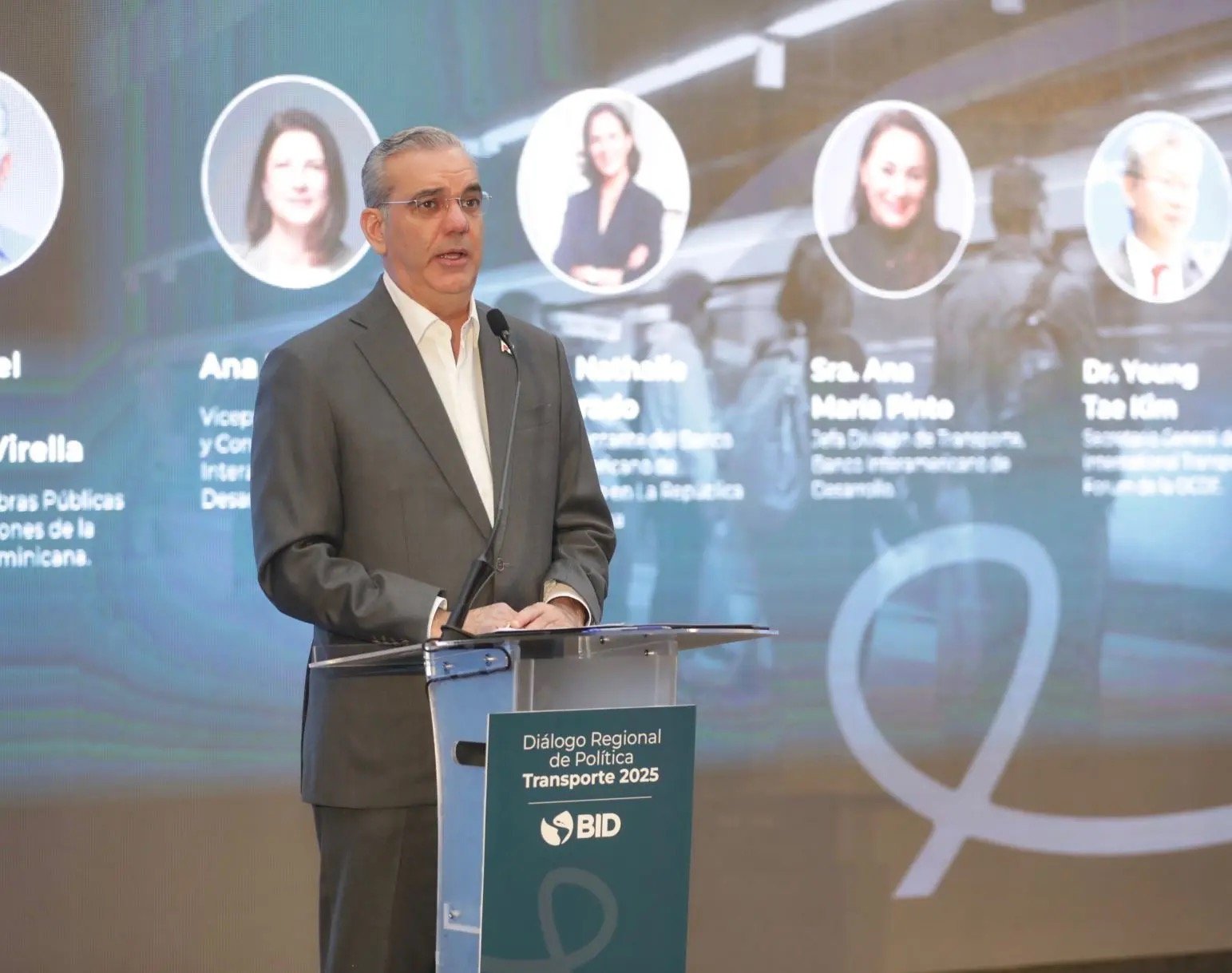 abinader-pag-32 abinader-pag-32