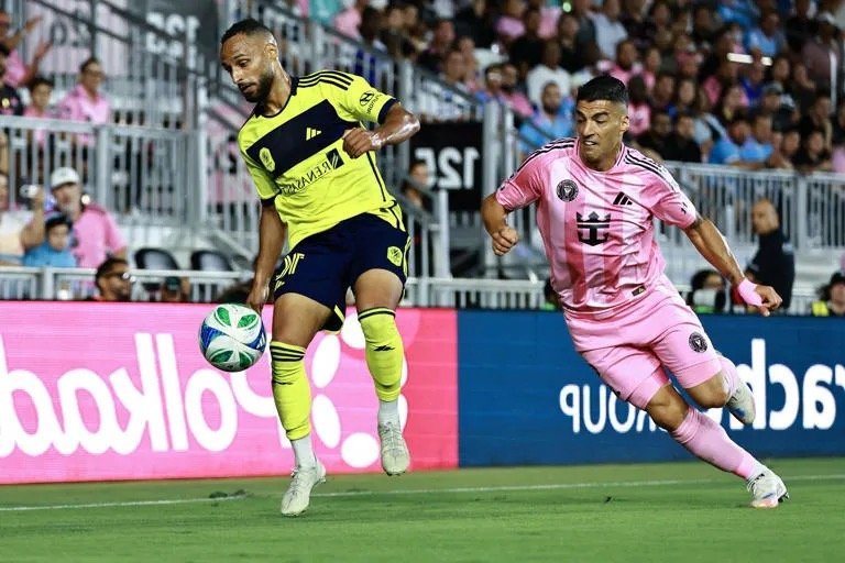 AA1PA62D.img_ AA1PA62D.img_