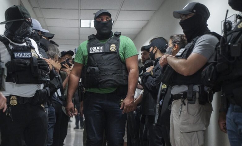 Congresista-Espaillat-presenta-plan-para-frenar-deportaciones-780x470