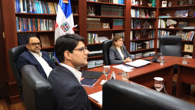 WhatsApp Image 2025-11-07 at 10.53.57 AM WhatsApp Image 2025-11-07 at 10.53.57 AM