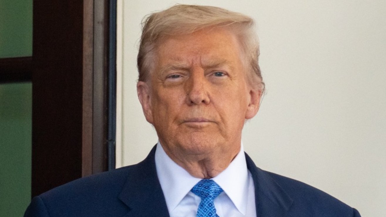 shutterstock_2663836459