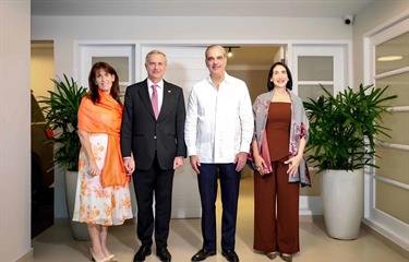 luis-abinader-recibe-al-presidente-electo-de-chile-jose-antonio-kast-1ffb9ce3-focus-0.07-0.5-375-240 luis-abinader-recibe-al-presidente-electo-de-chile-jose-antonio-kast-1ffb9ce3-focus-0.07-0.5-375-240