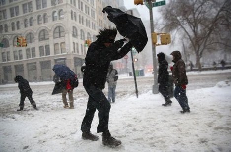 El-frio-mas-extremo-azoto-este-fin-de-semana-a-NYC-en-ultimos-anos_-dominicanos-lo-sufren (1)