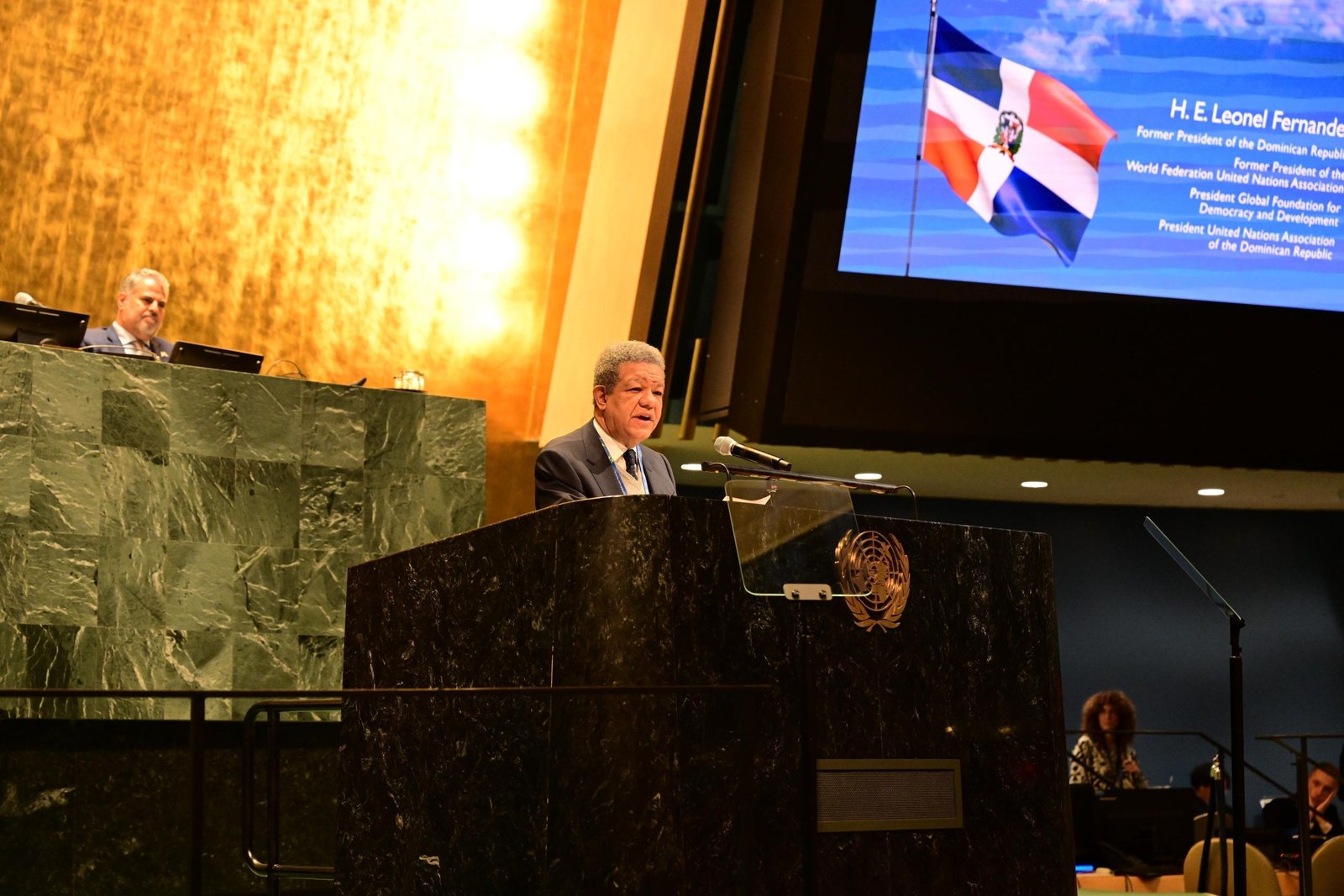 Leonel-Fernandez-sera-orador-en-el-Montessori-Model-UN-en-la-ONU-scaled