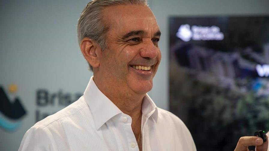 abinader-sostendra-reuniones-con-trump-y-macron-1634e52e-focus-0-0-896-504