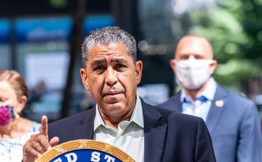 espaillat-habla-sobre-bloqueo-del-senado-de-leah-francis-campos-focus-0-0-515-320