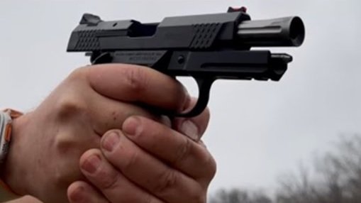 En-59-dias-1995-personas-fallecidas-por-balas-en-USA-y-3351-heridas_-figuran-dominicanos