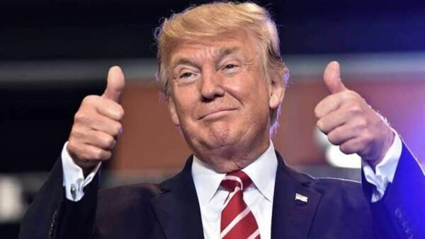 Trump-dice-alegrarse-de-la-muerte-del-exdirector-de-la-CIA-600x338