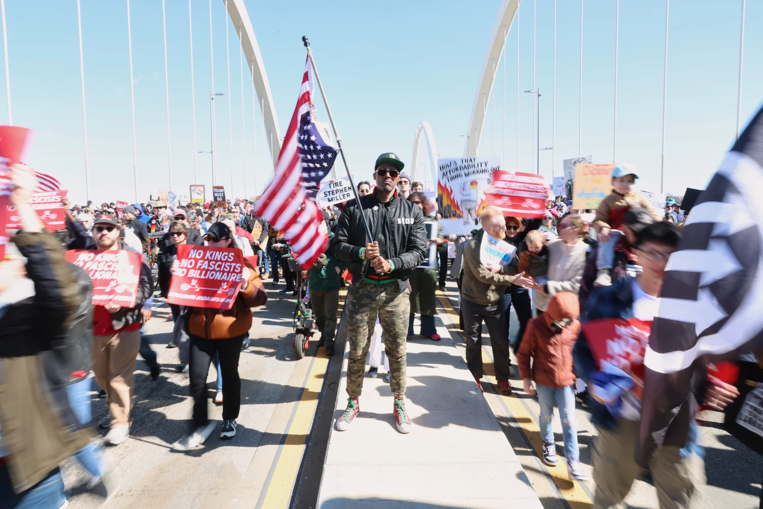 download (100) download (100)