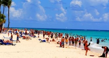 lleno-turistas lleno-turistas