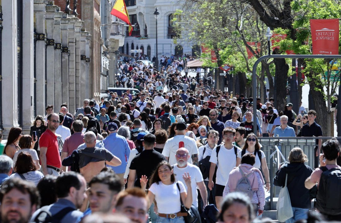 Espana-regularizara-a-medio-millon-de-migrantes Espana-regularizara-a-medio-millon-de-migrantes