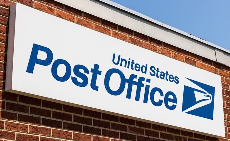 Miles-de-dominicanos-se-verian-afectados-si-el-Correo-EE.-UU.-se-queda-sin-fondos-en-2027