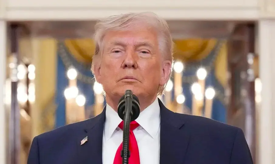 Trump-propone-disparar-un-40-el-gasto-en-defensa-a-cambio-de-recortar-programas-sociales-905×540 Trump-propone-disparar-un-40-el-gasto-en-defensa-a-cambio-de-recortar-programas-sociales-905x540