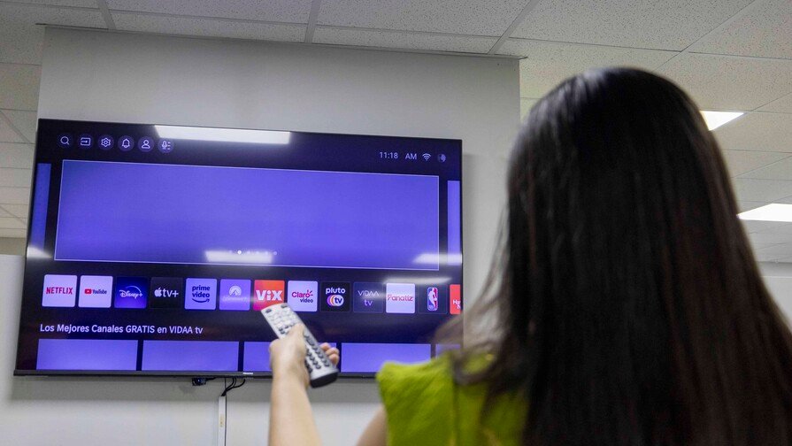 el-streaming-y-las-apps-piratas-hunden-la-television-por-cable-en-rd-7dd55928-focus-min0.16-min0.29-896-504