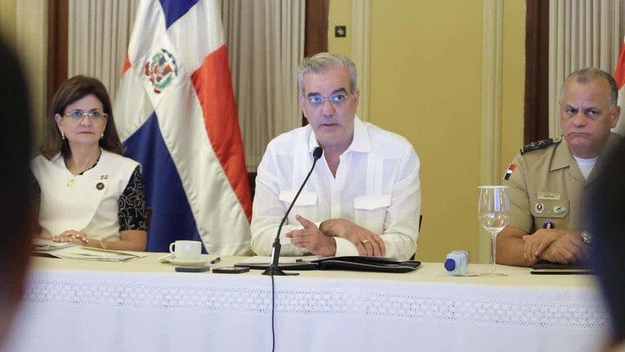 gobierno-en-sesion-permanente-ante-sistema-frontal-en-rd-91235023-focus-0-0-896-504 gobierno-en-sesion-permanente-ante-sistema-frontal-en-rd-91235023-focus-0-0-896-504