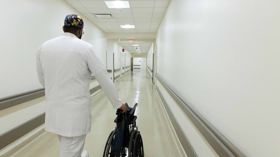 proponen-penas-de-carcel-contra-quienes-agredan-a-medicos-3920d118-focus-min0.46-0.44-896-504 proponen-penas-de-carcel-contra-quienes-agredan-a-medicos-3920d118-focus-min0.46-0.44-896-504