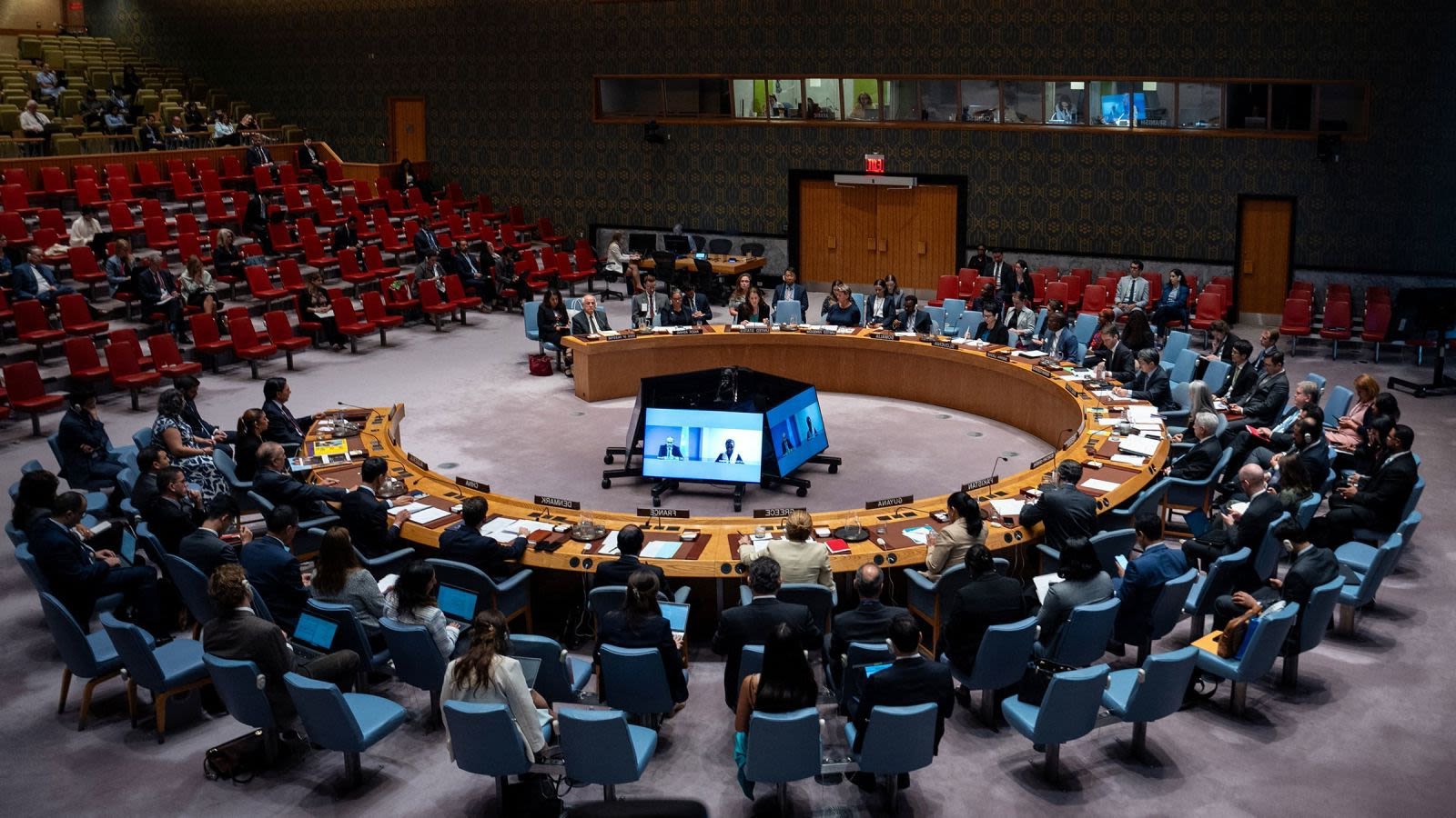 Medios-EE.UU_.-amenaza-a-un-diplomatico-palestino-para-que-retire-su-candidatura-ante-la-ONU Medios-EE.UU_.-amenaza-a-un-diplomatico-palestino-para-que-retire-su-candidatura-ante-la-ONU