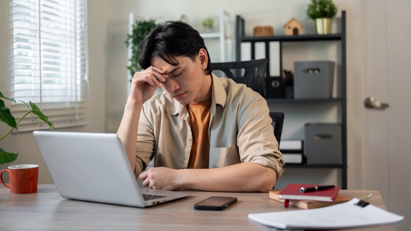 trabajo-remoto-sedentarismo-riesgo-muerte_shutterstock_2575426221.jpg_202606081135 trabajo-remoto-sedentarismo-riesgo-muerte_shutterstock_2575426221.jpg_202606081135