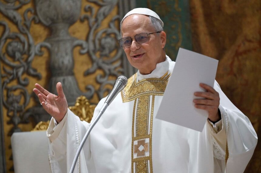 papa-Leon-XIV-2-860×573 papa-Leon-XIV-2-860x573