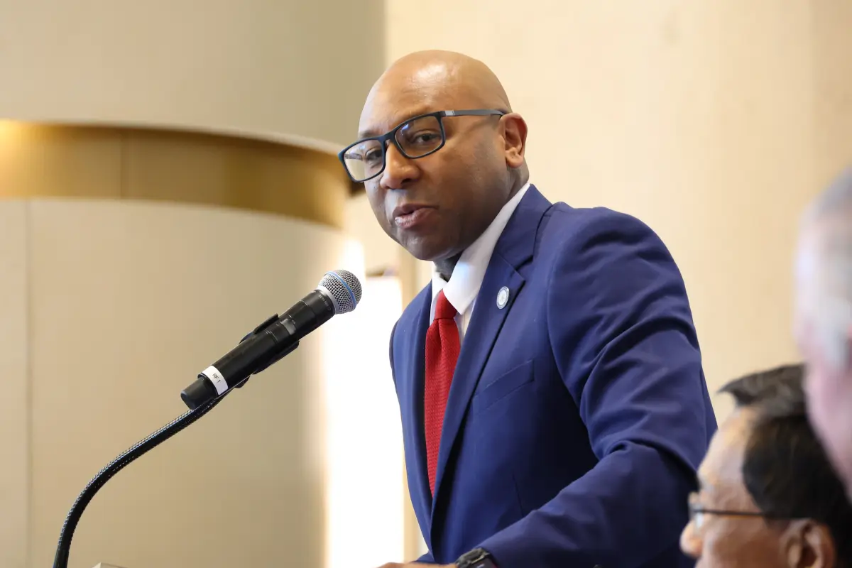 queens-borough-president-donovan-richards-135010272 queens-borough-president-donovan-richards-135010272