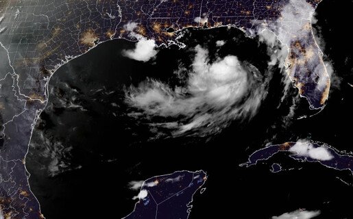 tormenta-tropical-bertha-avanza-hacia-el-golfo-de-mexico-fbdac635-focus-0-0-515-320