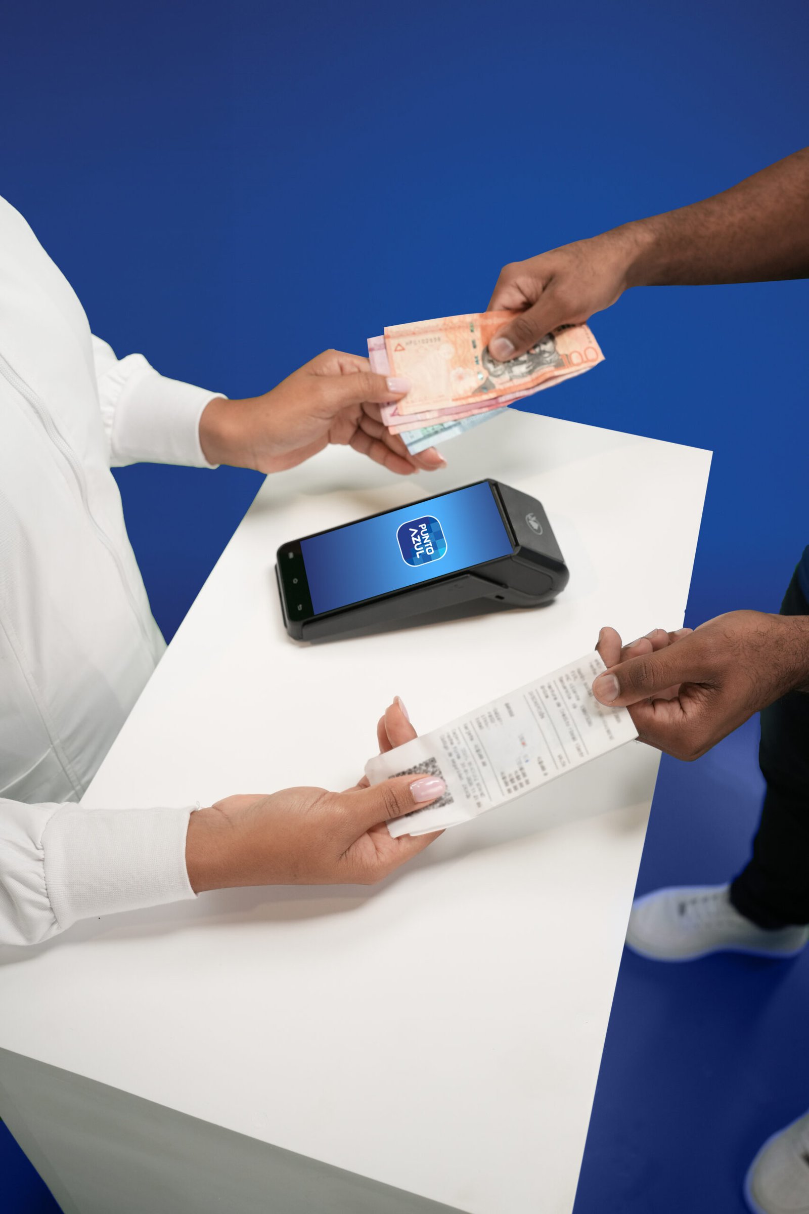 Fotografía de PUNTO AZUL, nueva red de subagentes bancarios.