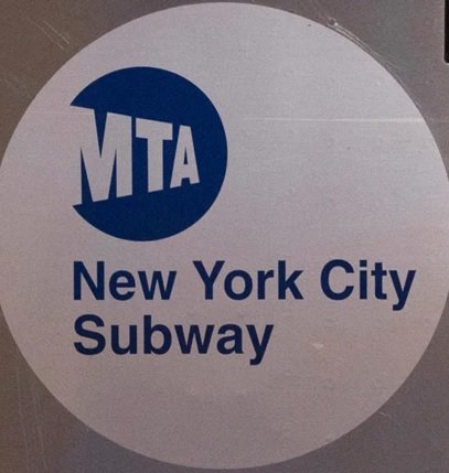 Propone-aumentar-tarifa-del-metro-autobuses-puentes-y-tuneles-en-NYC-para-el-2027