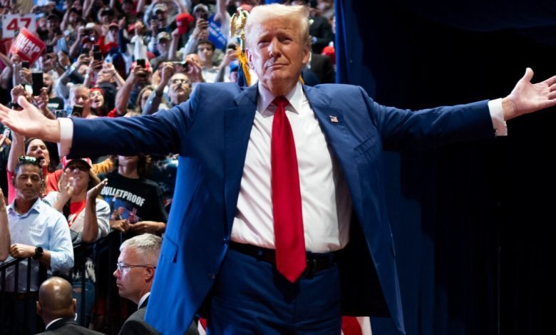 Trump-viaja-este-viernes-a-Long-Island-apoyar-a-Blakeman-candidato-gonernador-NY_-Hochul-le-aventaja-por-10-puntos-780x470