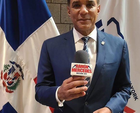 Senador-por-Espaillat-expone-ante-la-comunidad-dominicana-en-el-exterior-sus-logros-581×470 Senador-por-Espaillat-expone-ante-la-comunidad-dominicana-en-el-exterior-sus-logros-581x470