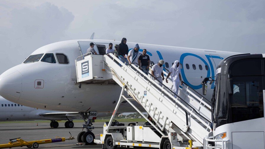 estos-son-los-paises-que-enviaron-dominicanos-deportados-este-ano-44064edf-focus-0.01-0.32-896-504 estos-son-los-paises-que-enviaron-dominicanos-deportados-este-ano-44064edf-focus-0.01-0.32-896-504